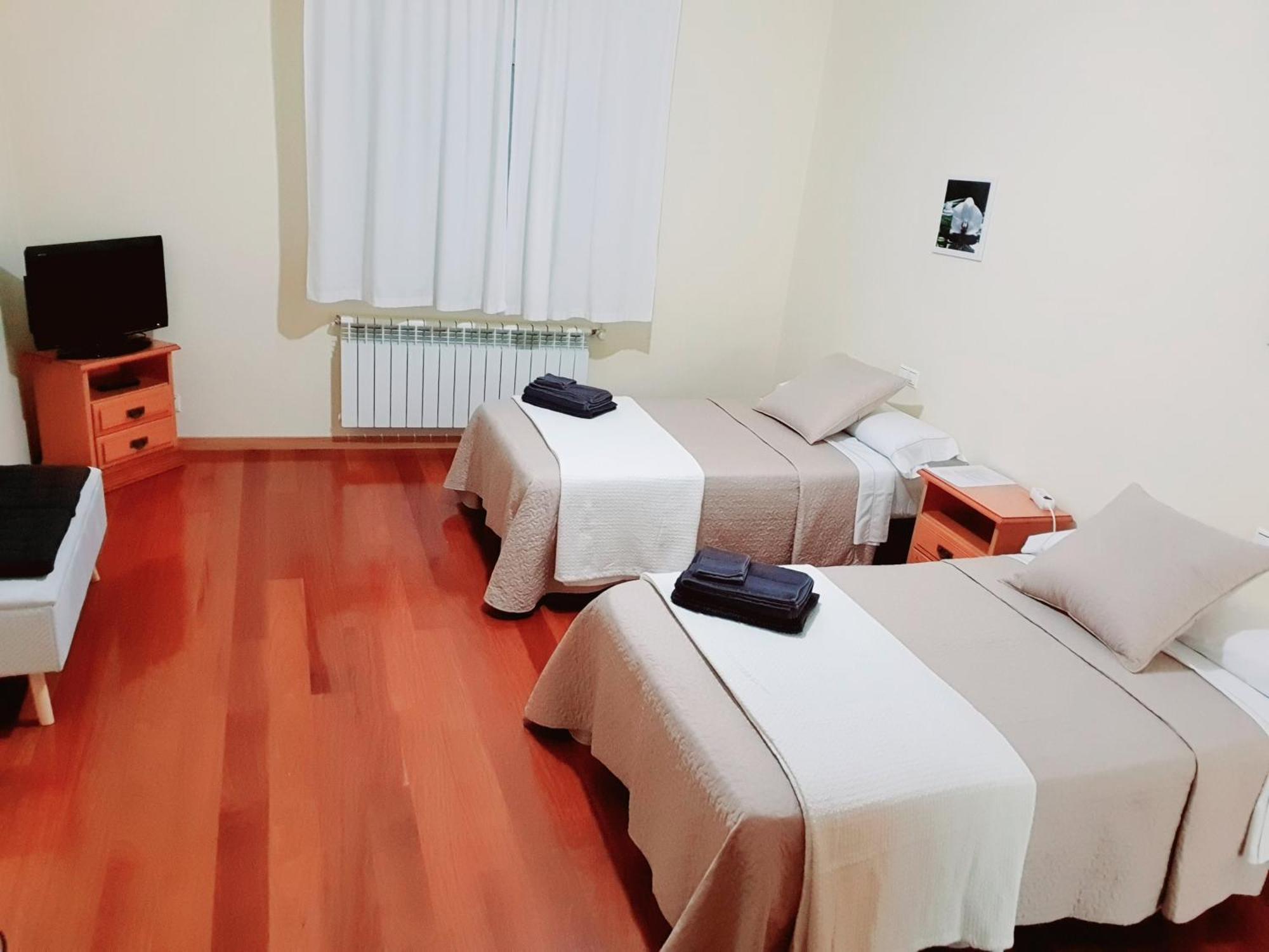 Estrella Do Camino Hotel Caldas De Reis Bilik gambar